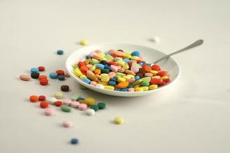 药用辅料市场规模增加，增长速度较快