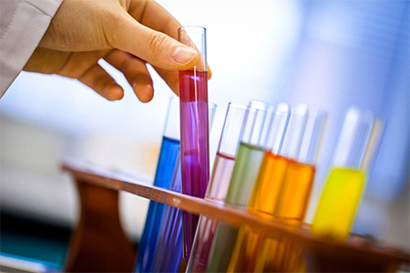 制药公司近年来研发投入回报率逐年降低？