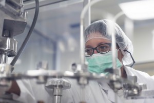 药品注册受理工作调整：12月1日起，凡由总局审评审批的注册申请均由总局受理